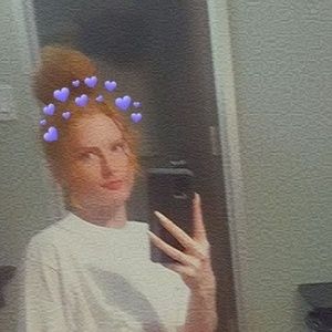 Meet your Posher, Candi